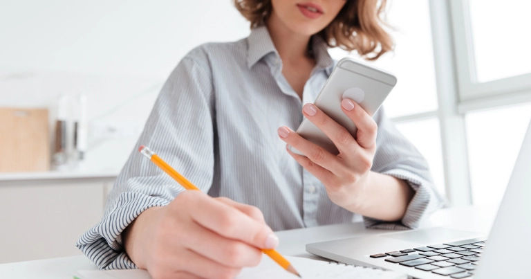 ربات انشا نویس در تلگرام